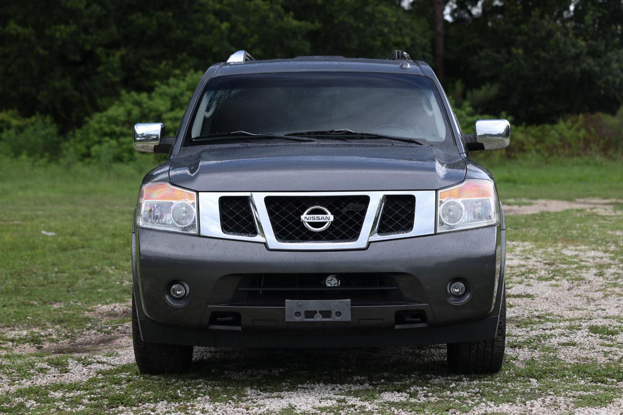 Nissan Armada  2010