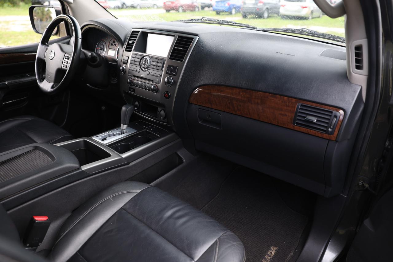Nissan Armada  2010