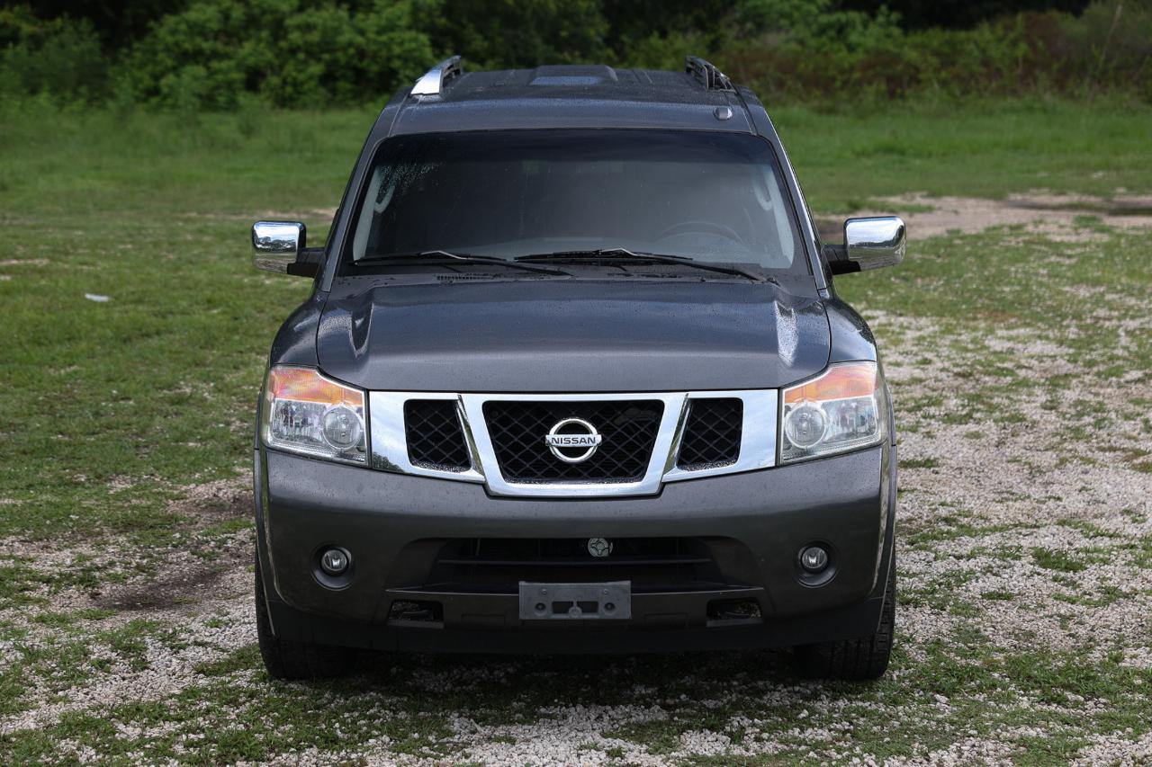 Nissan Armada  2010