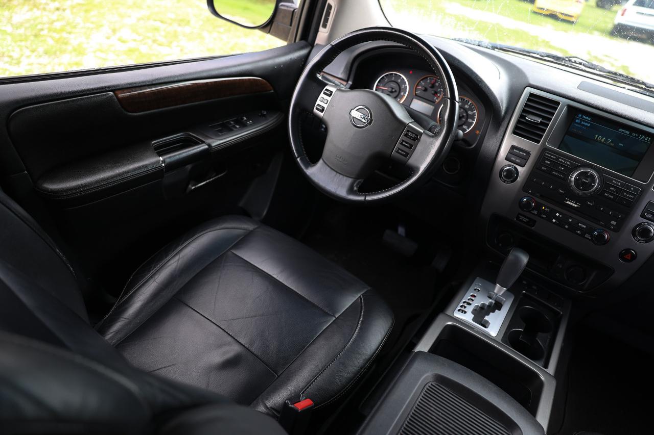 Nissan Armada  2010