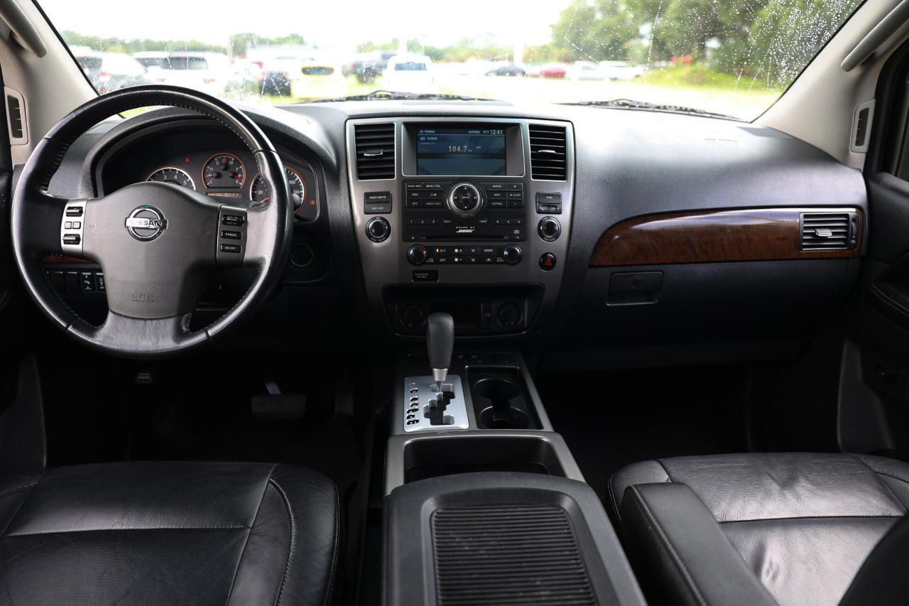 Nissan Armada  2010