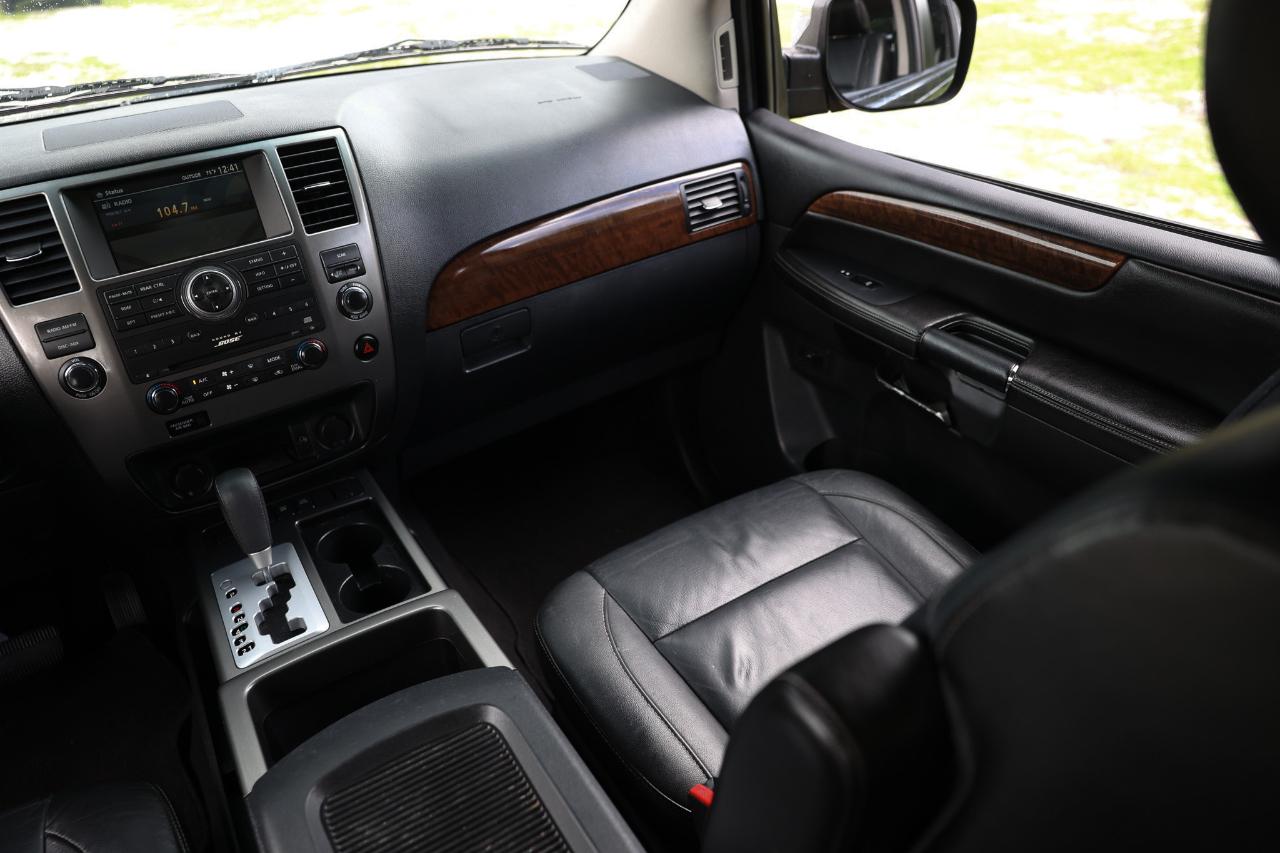 Nissan Armada  2010