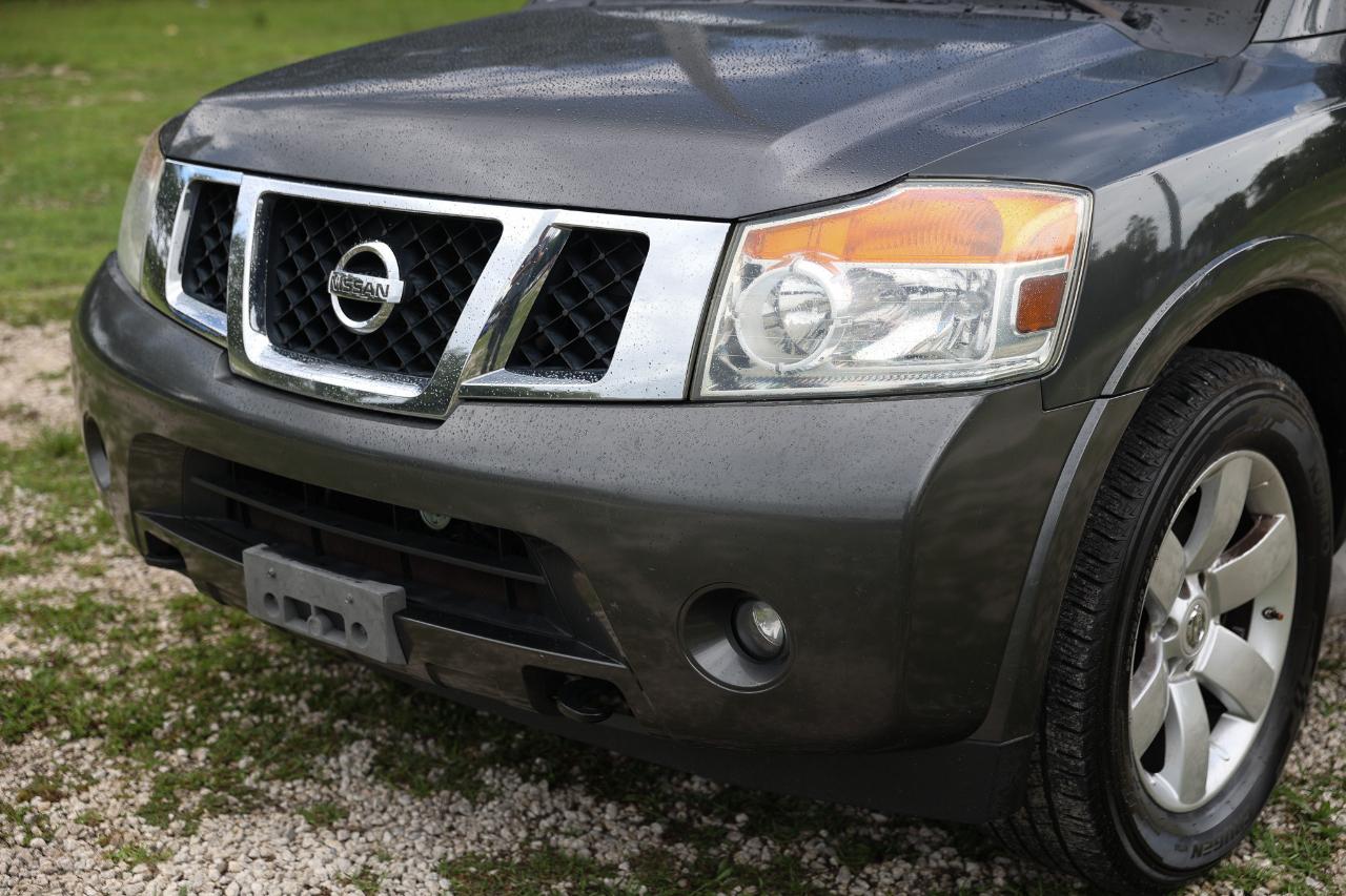 Nissan Armada  2010