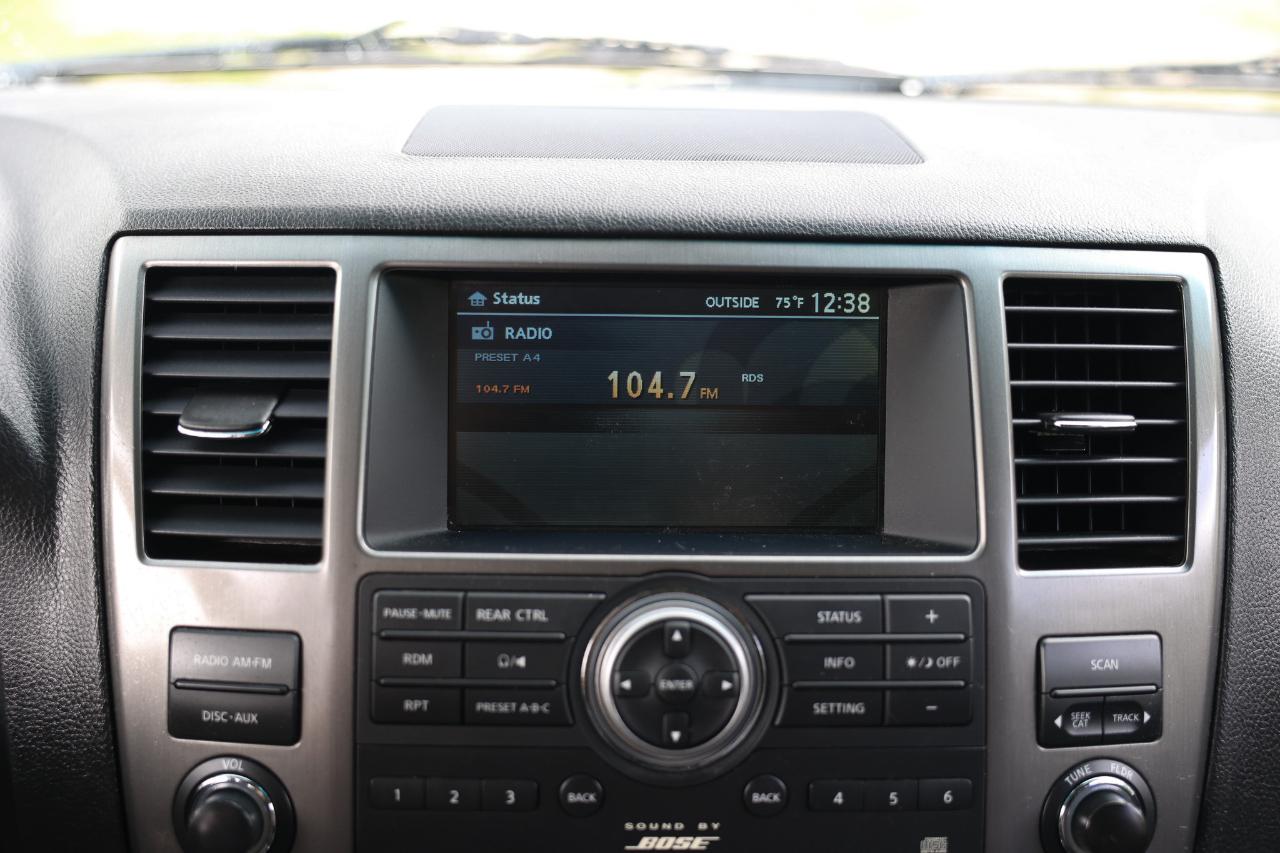 Nissan Armada  2010