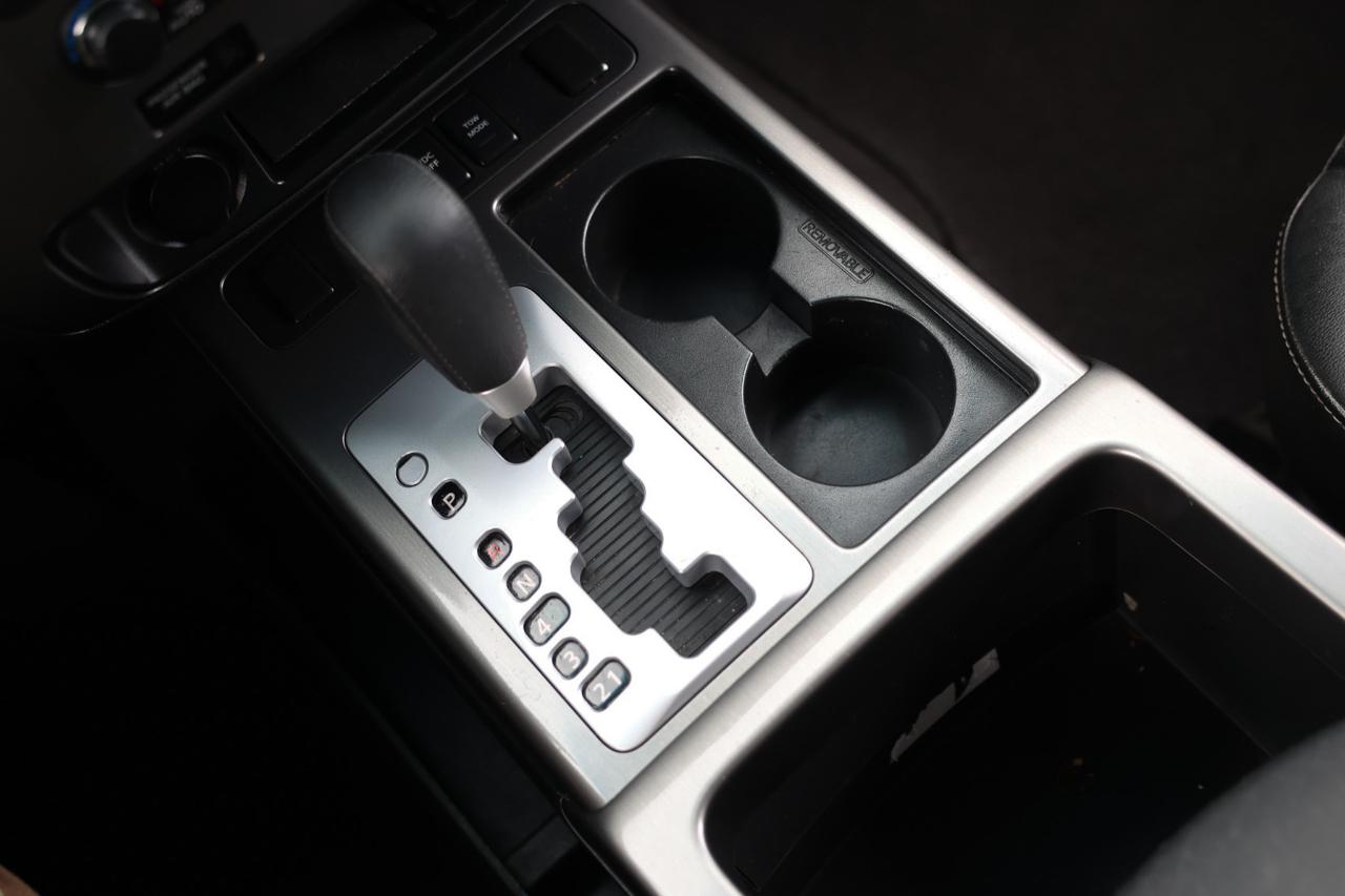 Nissan Armada  2010