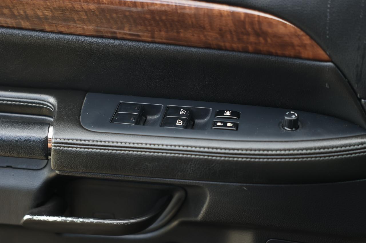 Nissan Armada  2010