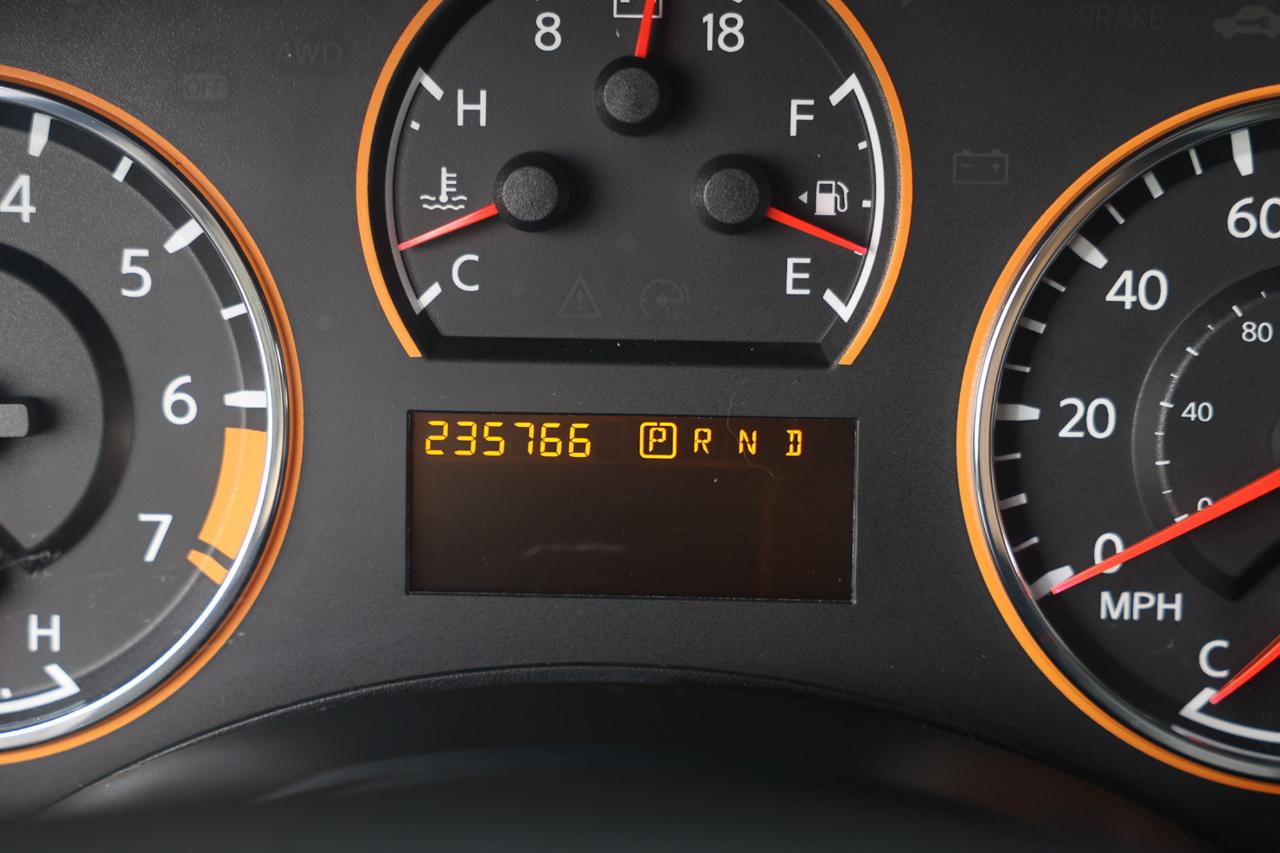 Nissan Armada  2010