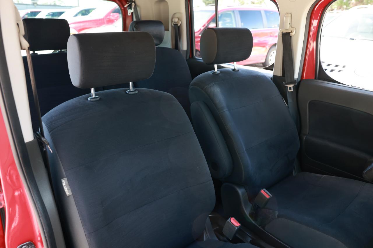 Nissan Cube  2011