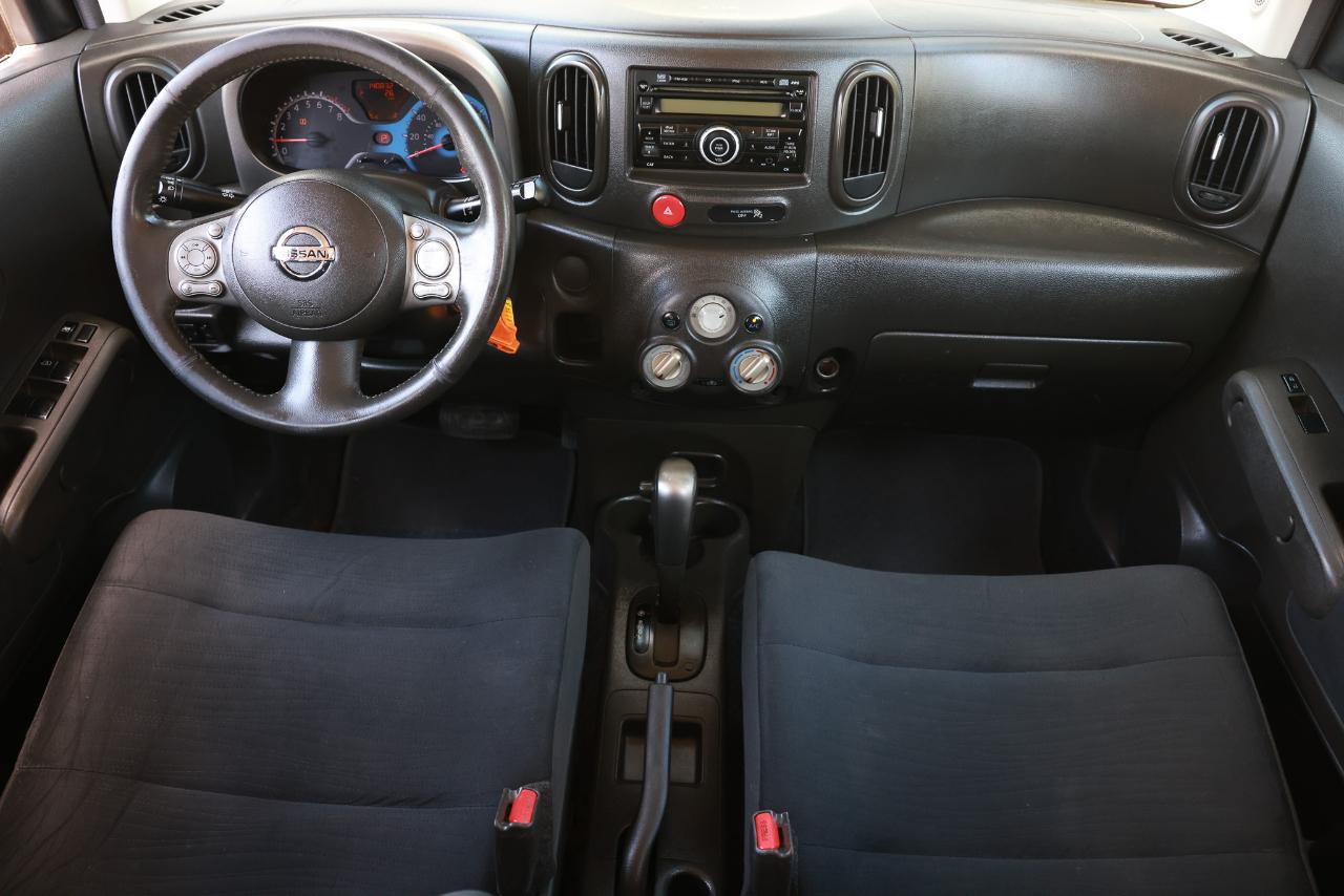 Nissan Cube  2011