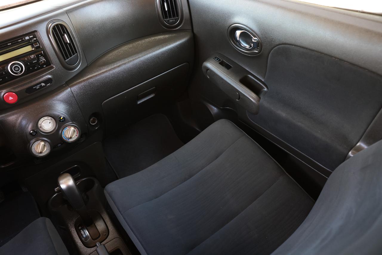 Nissan Cube  2011