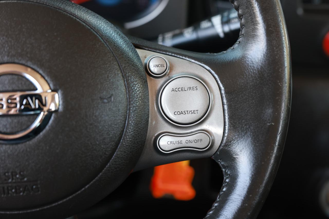 Nissan Cube  2011