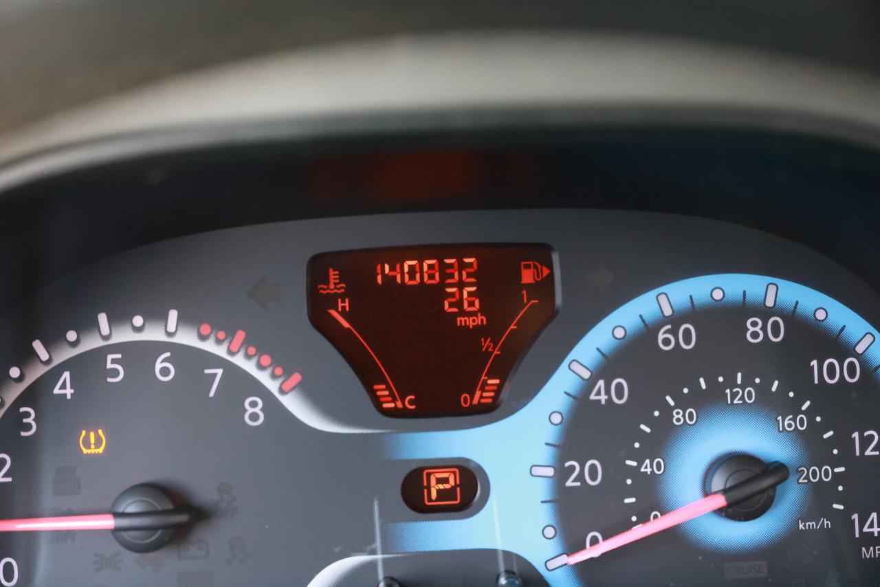 Nissan Cube  2011