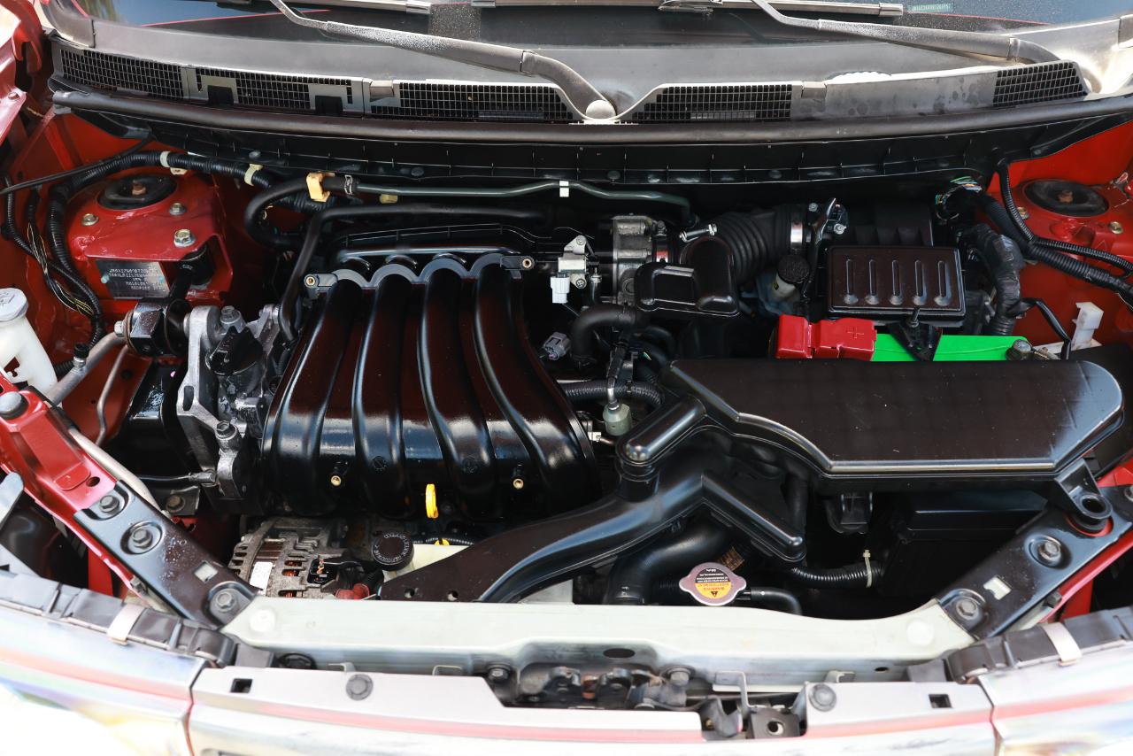 Nissan Cube  2011
