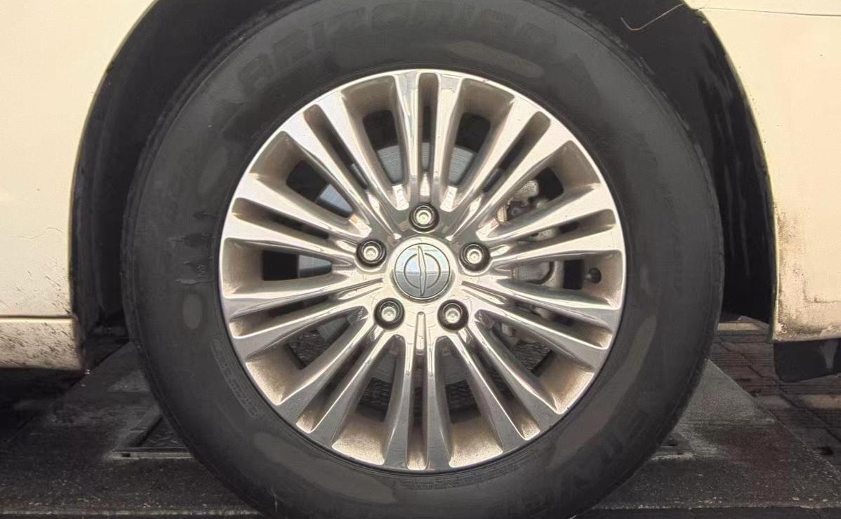 Chrysler Town & Country  2011