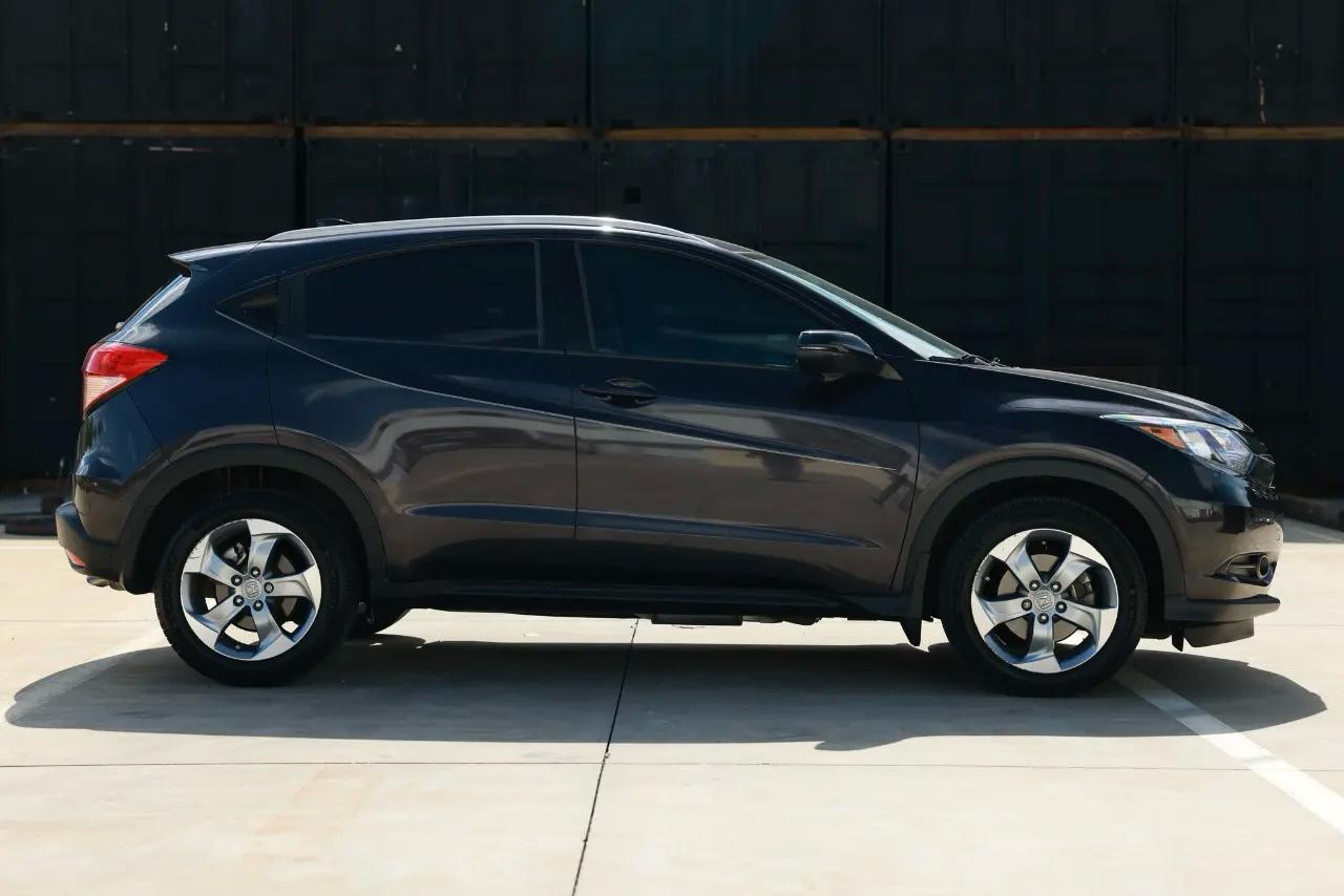 Honda HR-V  2017