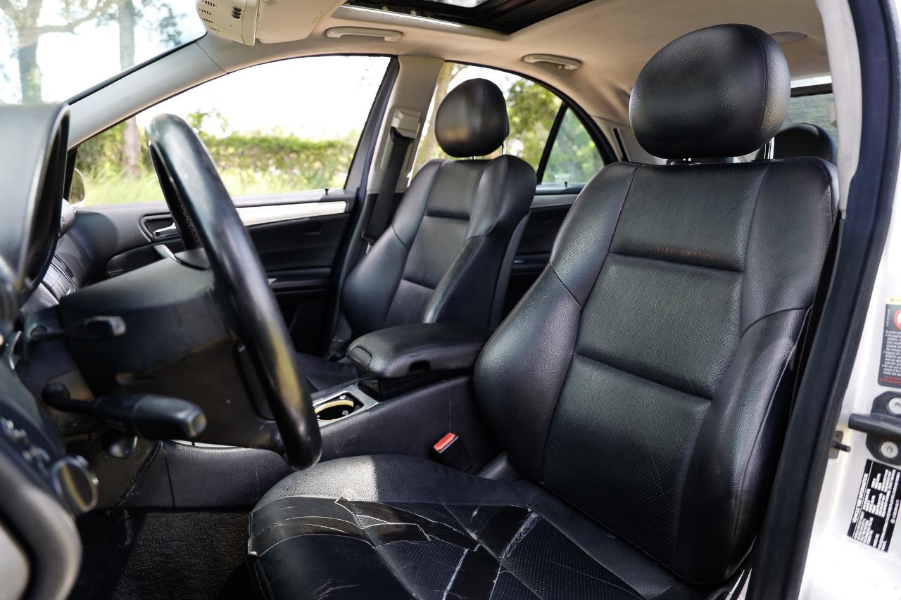 Mercedes-Benz C-Class  2005