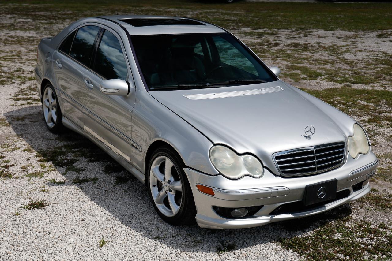 Mercedes-Benz C-Class  2005