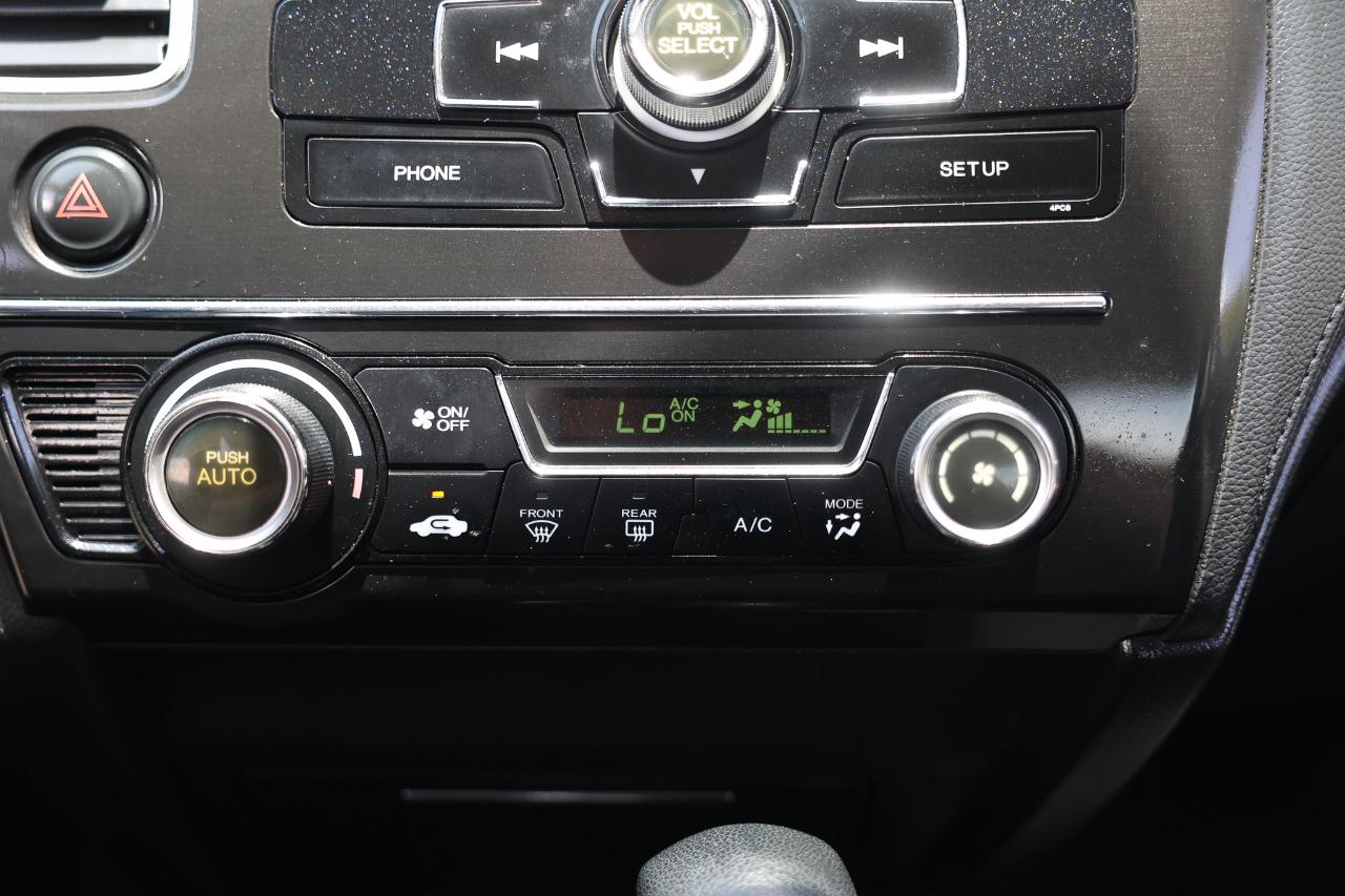 Honda Civic Cpe  2013