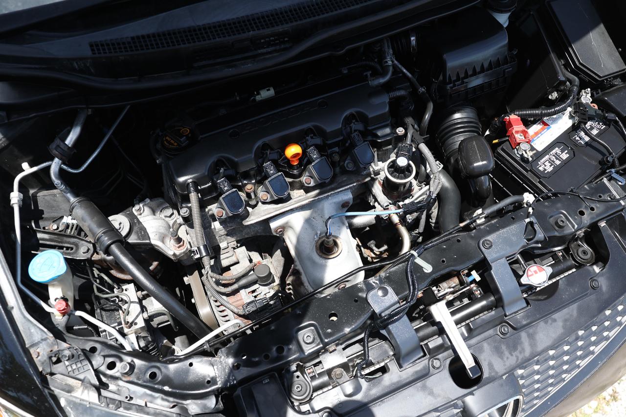 Honda Civic Cpe  2013