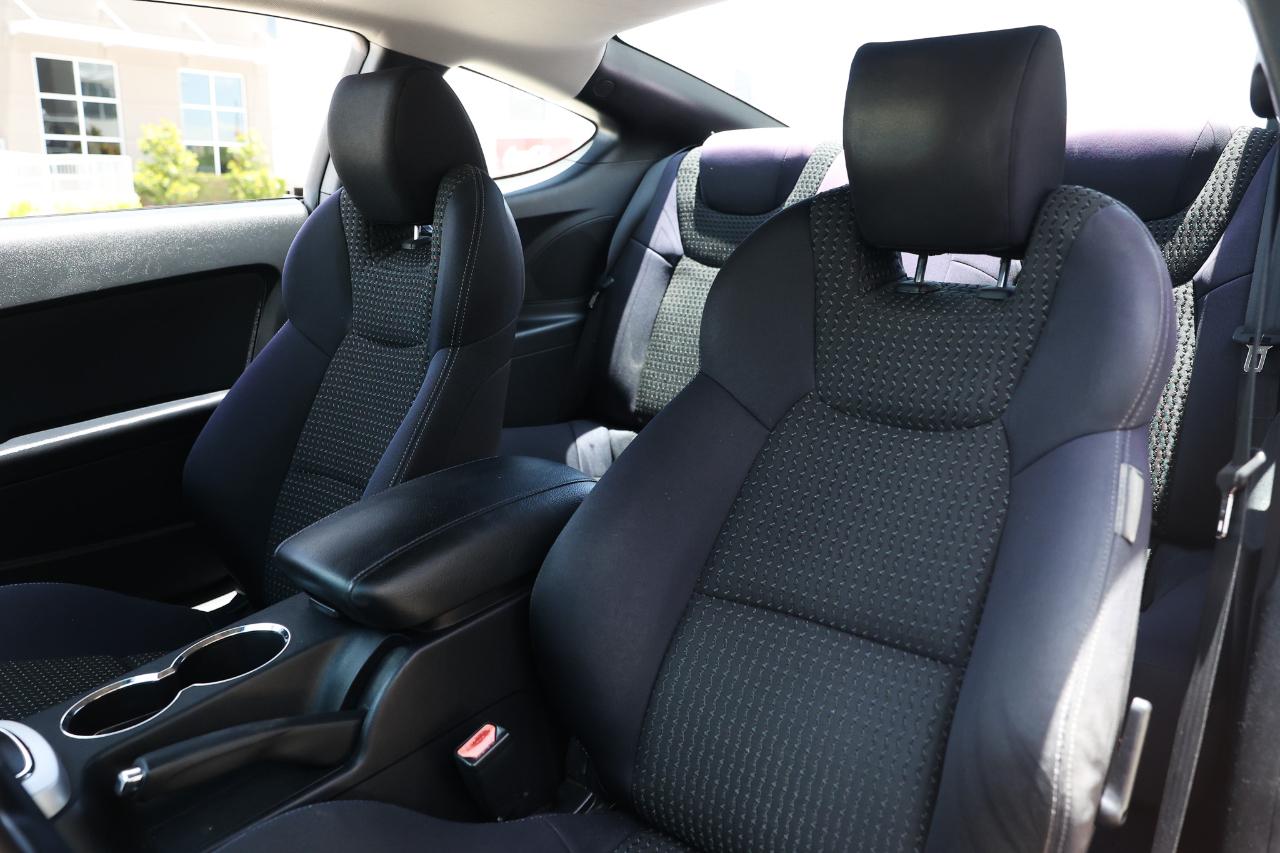 Hyundai Genesis Coupe  2010