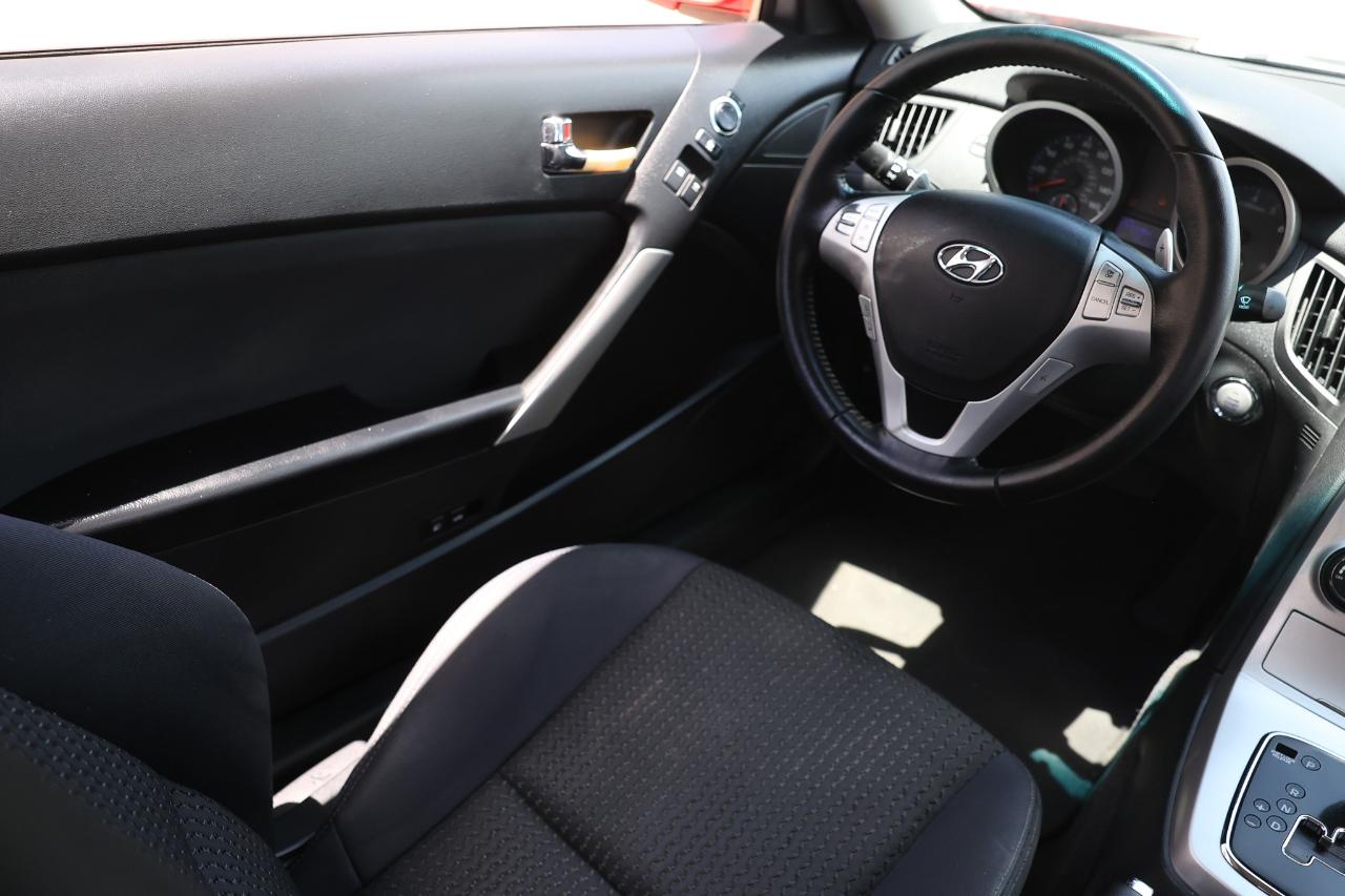 Hyundai Genesis Coupe  2010