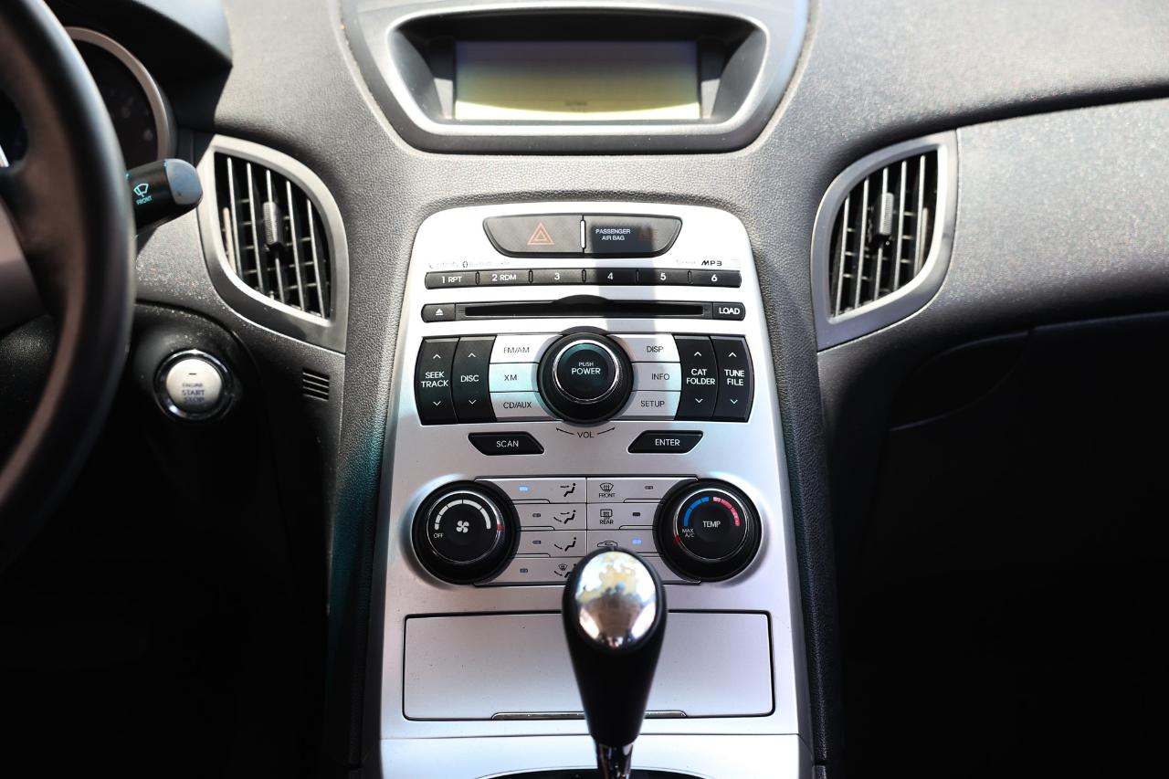 Hyundai Genesis Coupe  2010