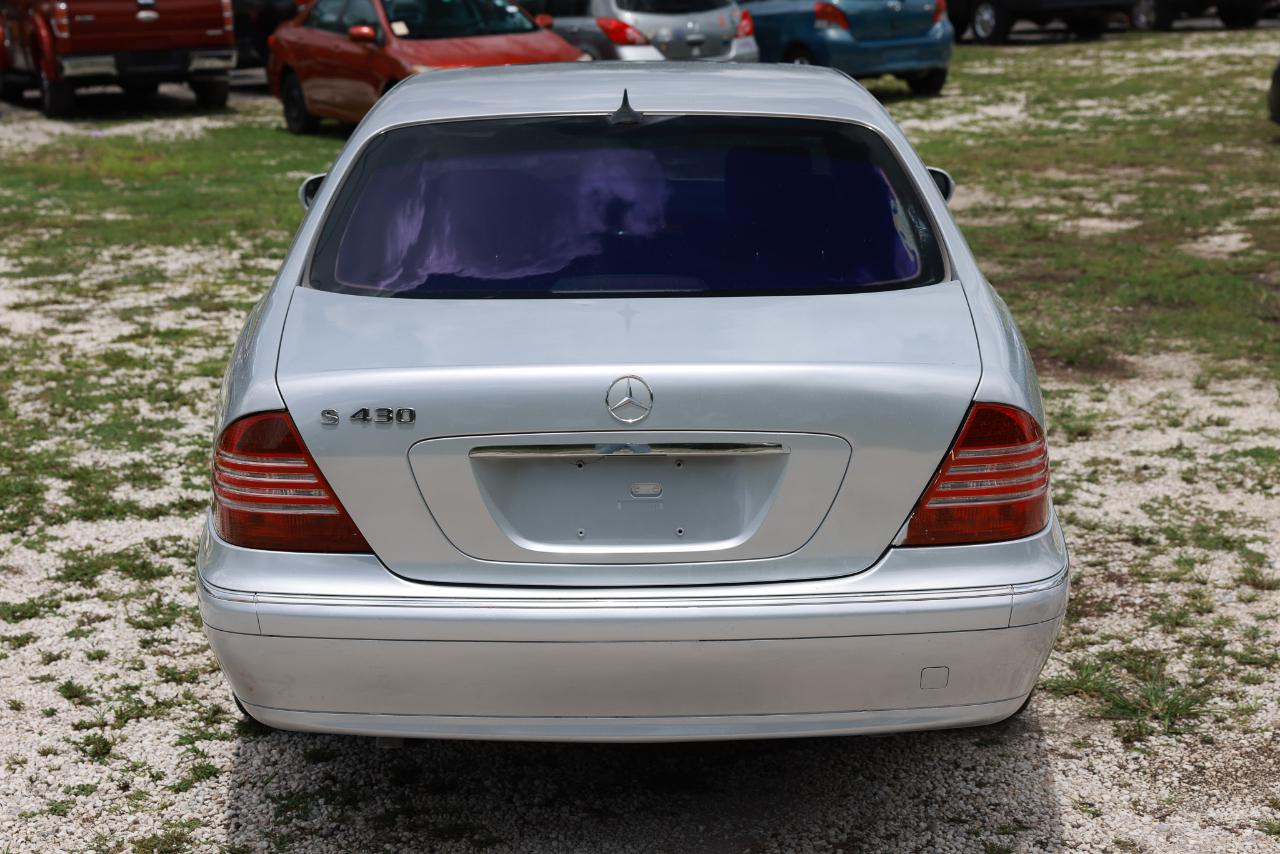 Mercedes-Benz S-Class  2004