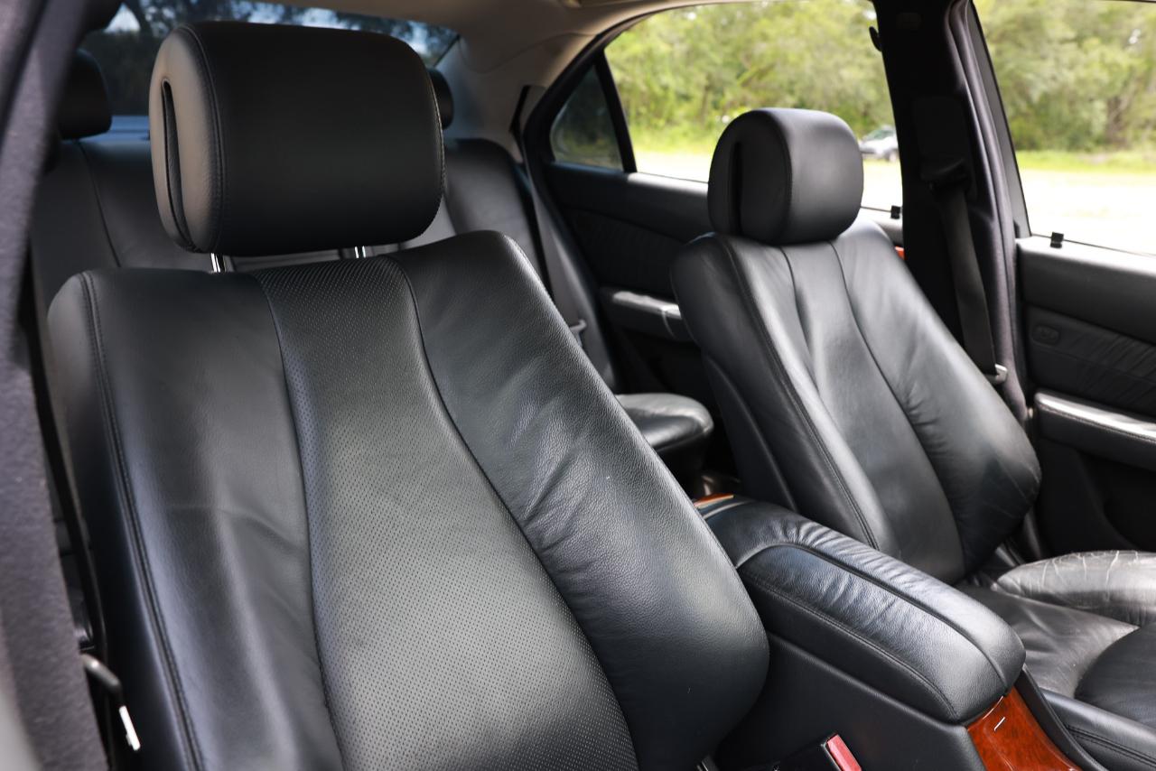 Mercedes-Benz S-Class  2004