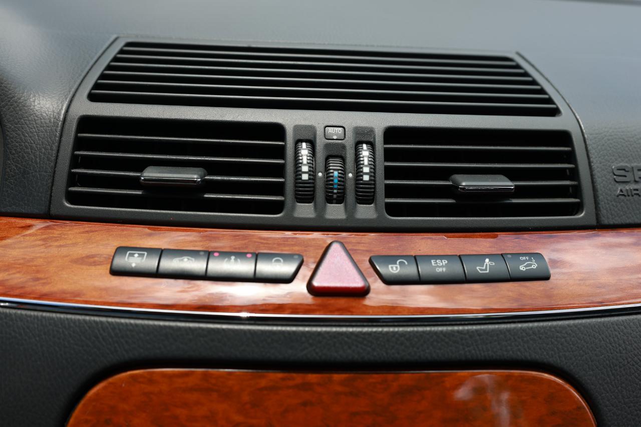 Mercedes-Benz S-Class  2004