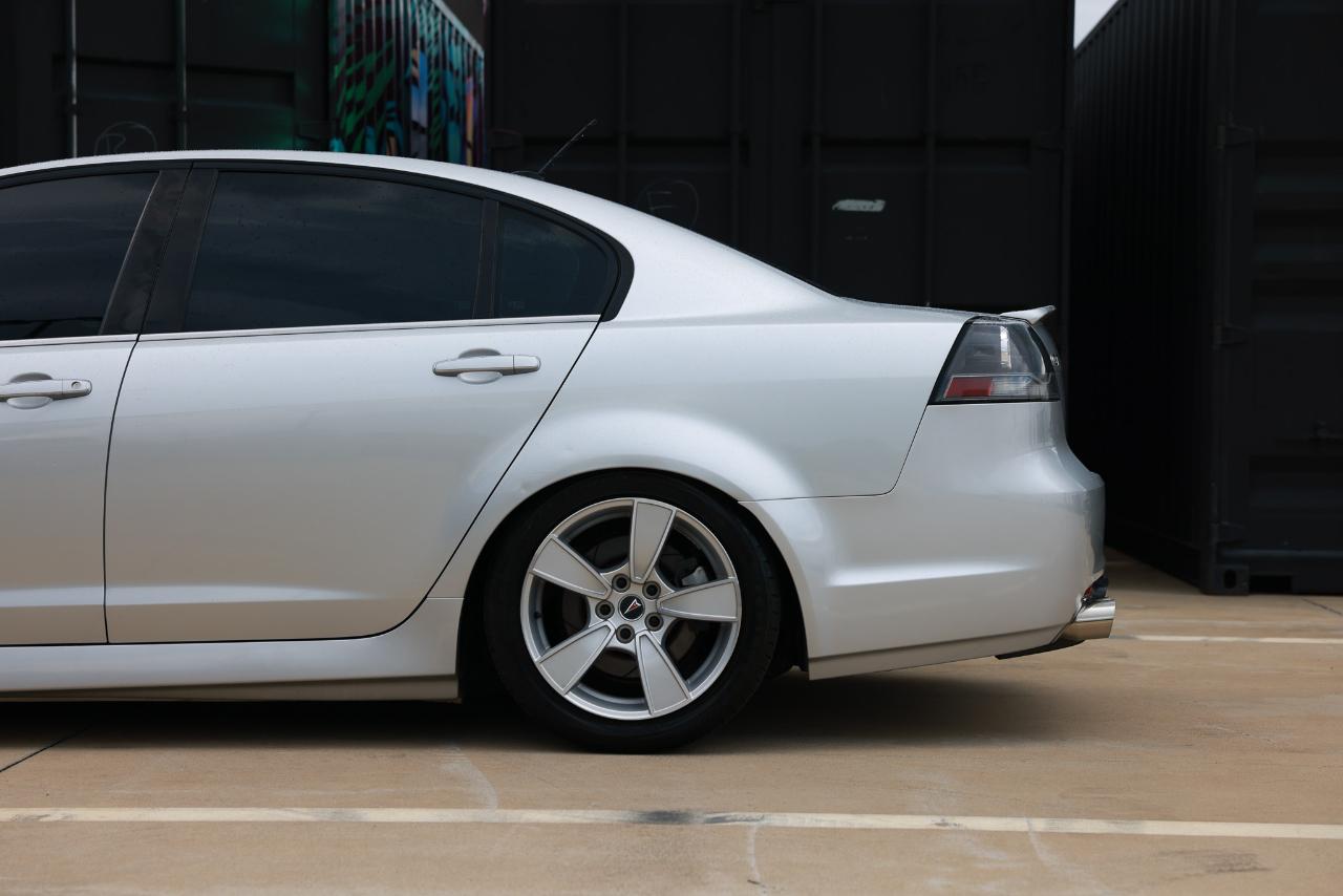 Pontiac G8  2009