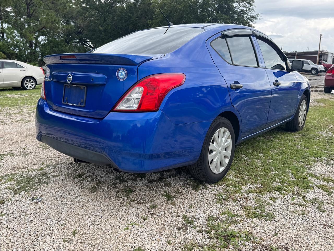Nissan Versa Sedan  2017