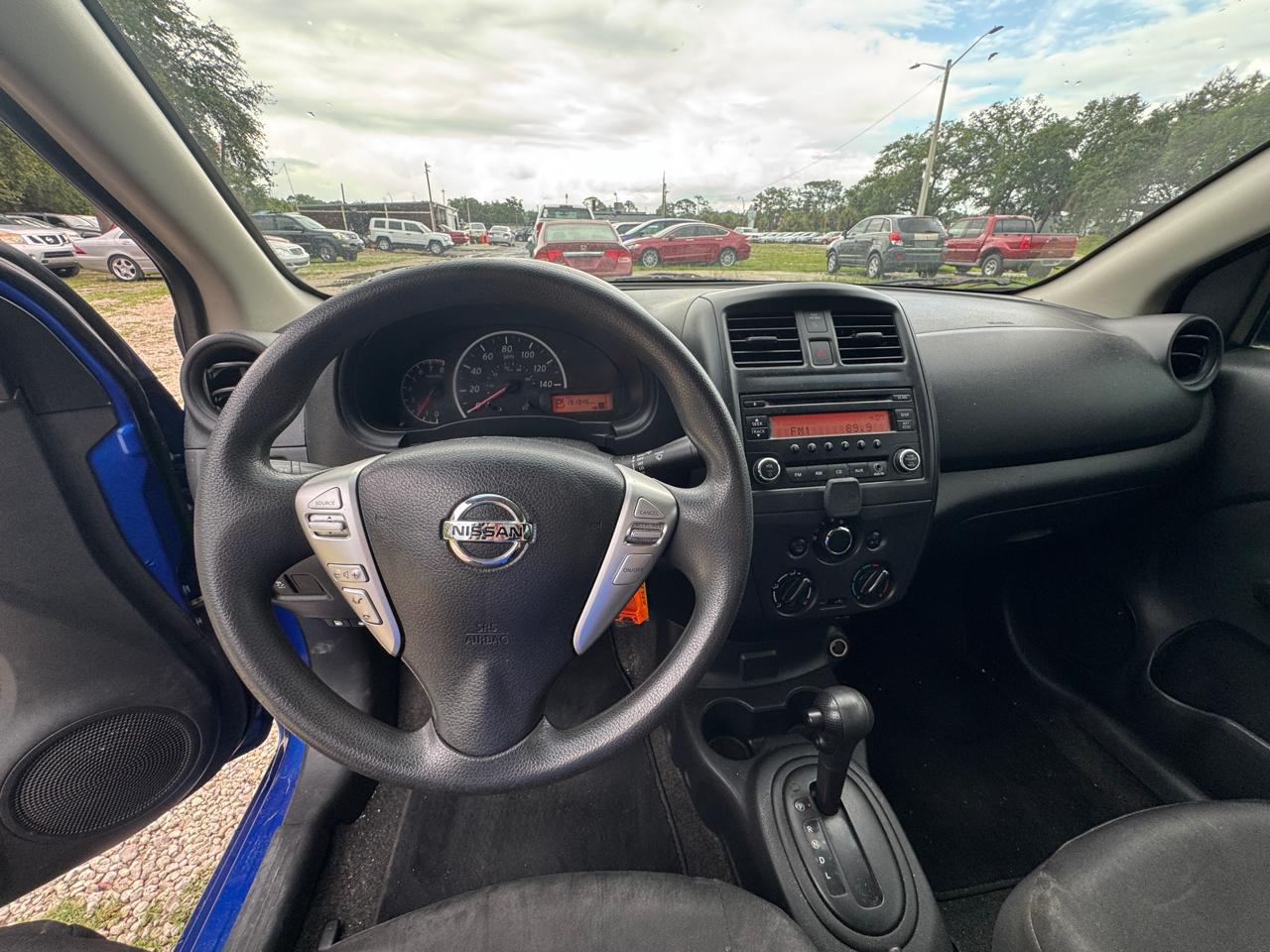 Nissan Versa Sedan  2017