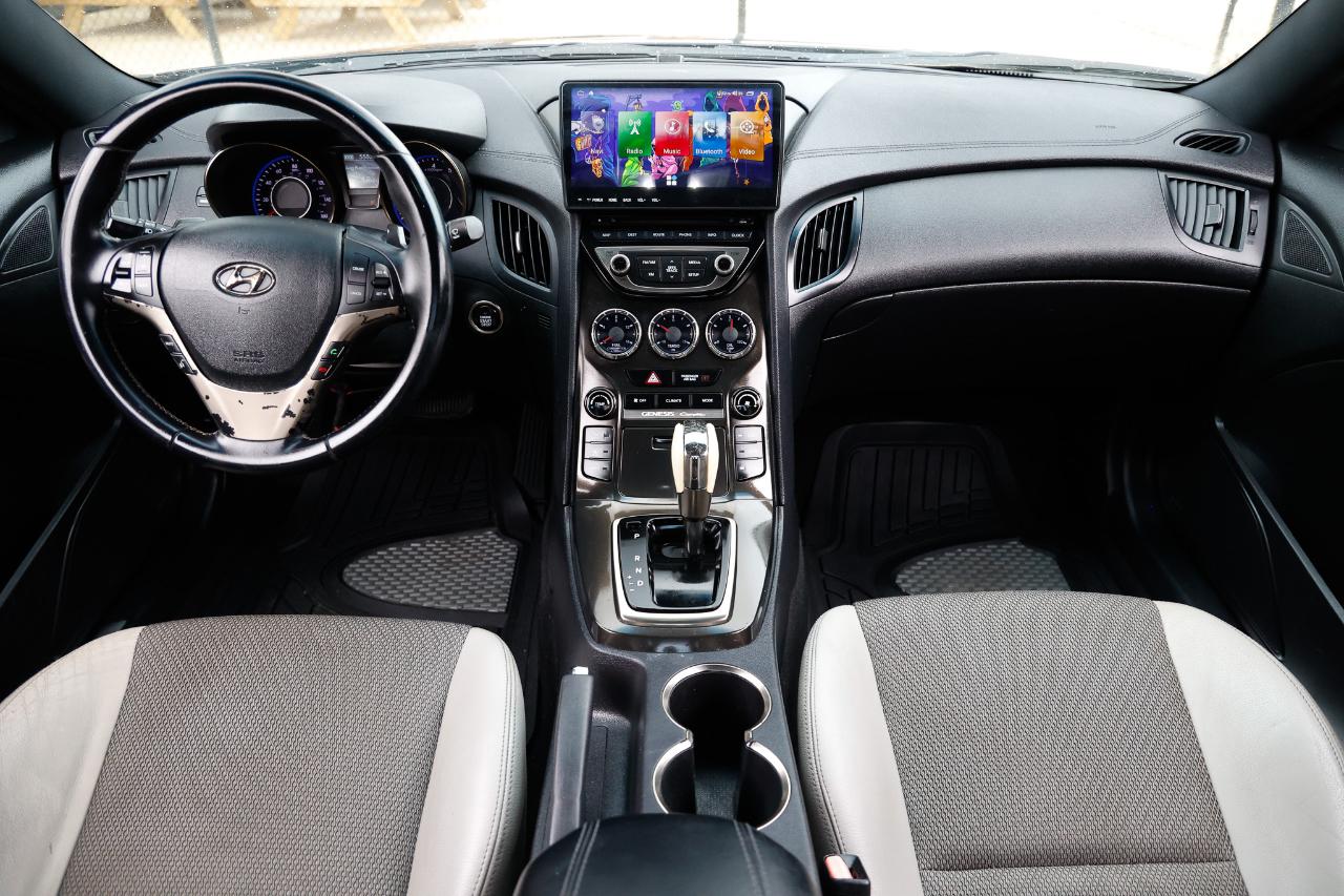 Hyundai Genesis Coupe  2013