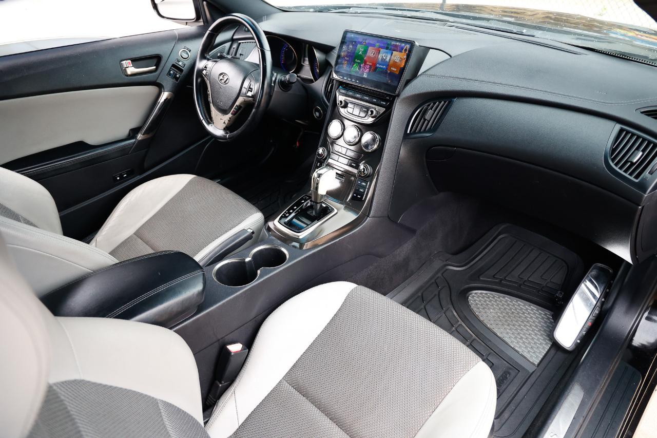 Hyundai Genesis Coupe  2013