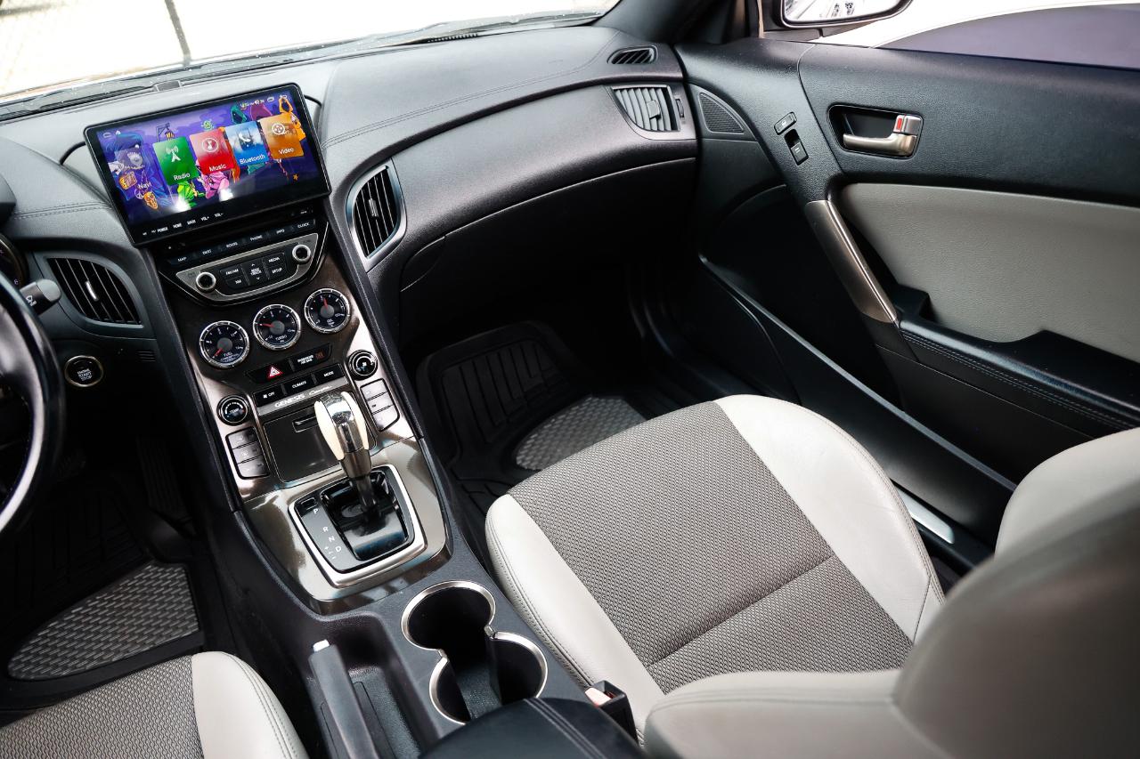 Hyundai Genesis Coupe  2013