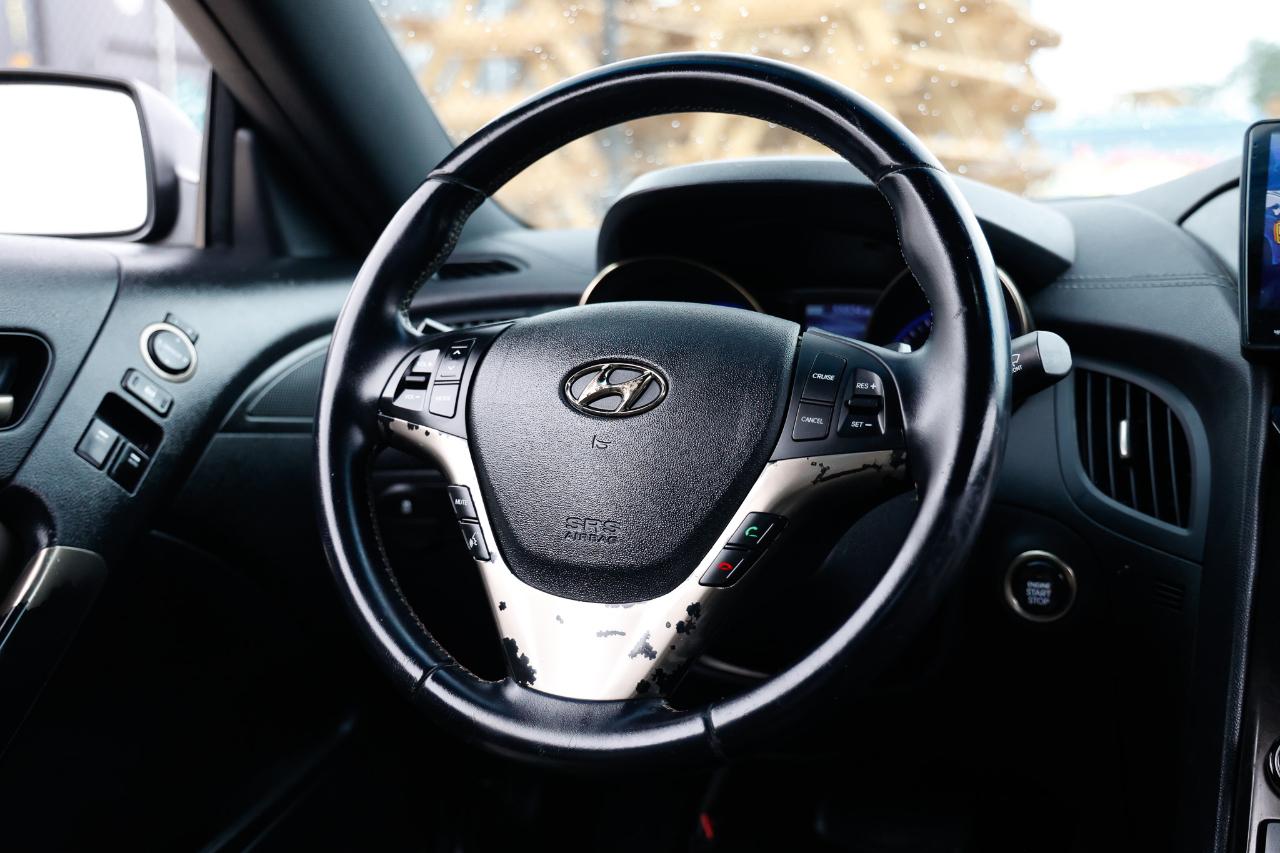 Hyundai Genesis Coupe  2013