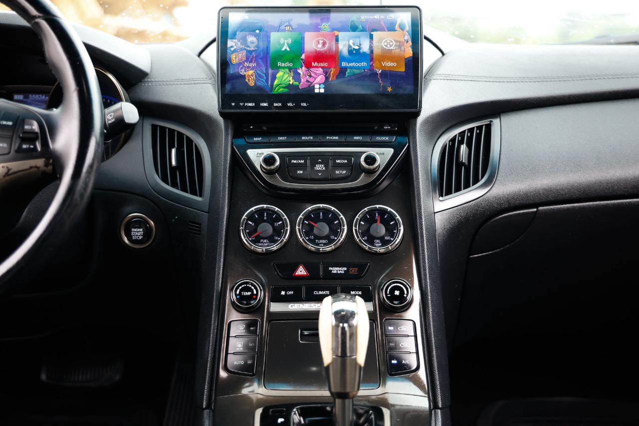 Hyundai Genesis Coupe  2013