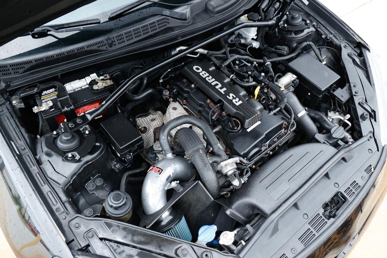 Hyundai Genesis Coupe  2013
