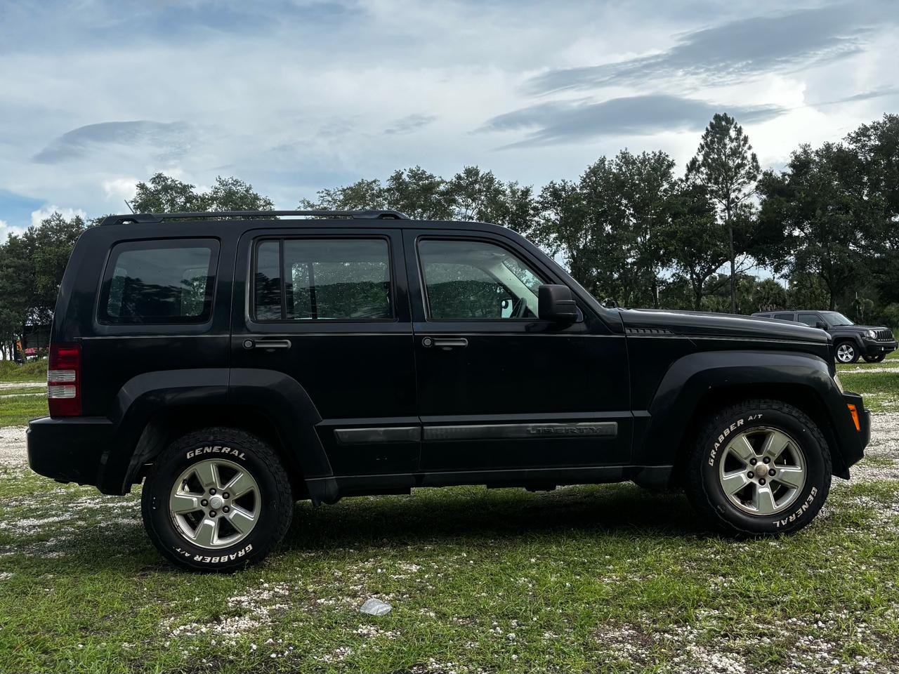 Jeep Liberty  2012