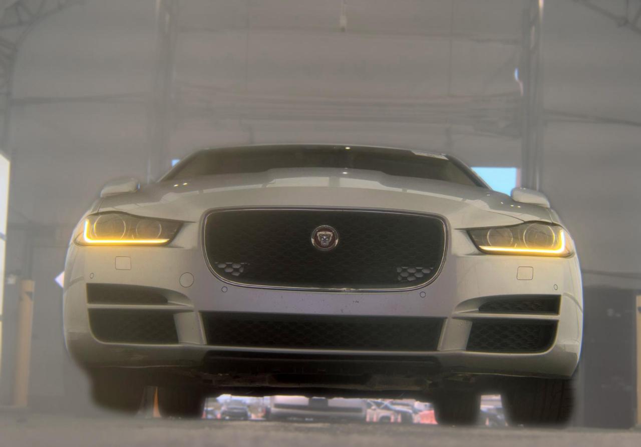 Jaguar XE  2017