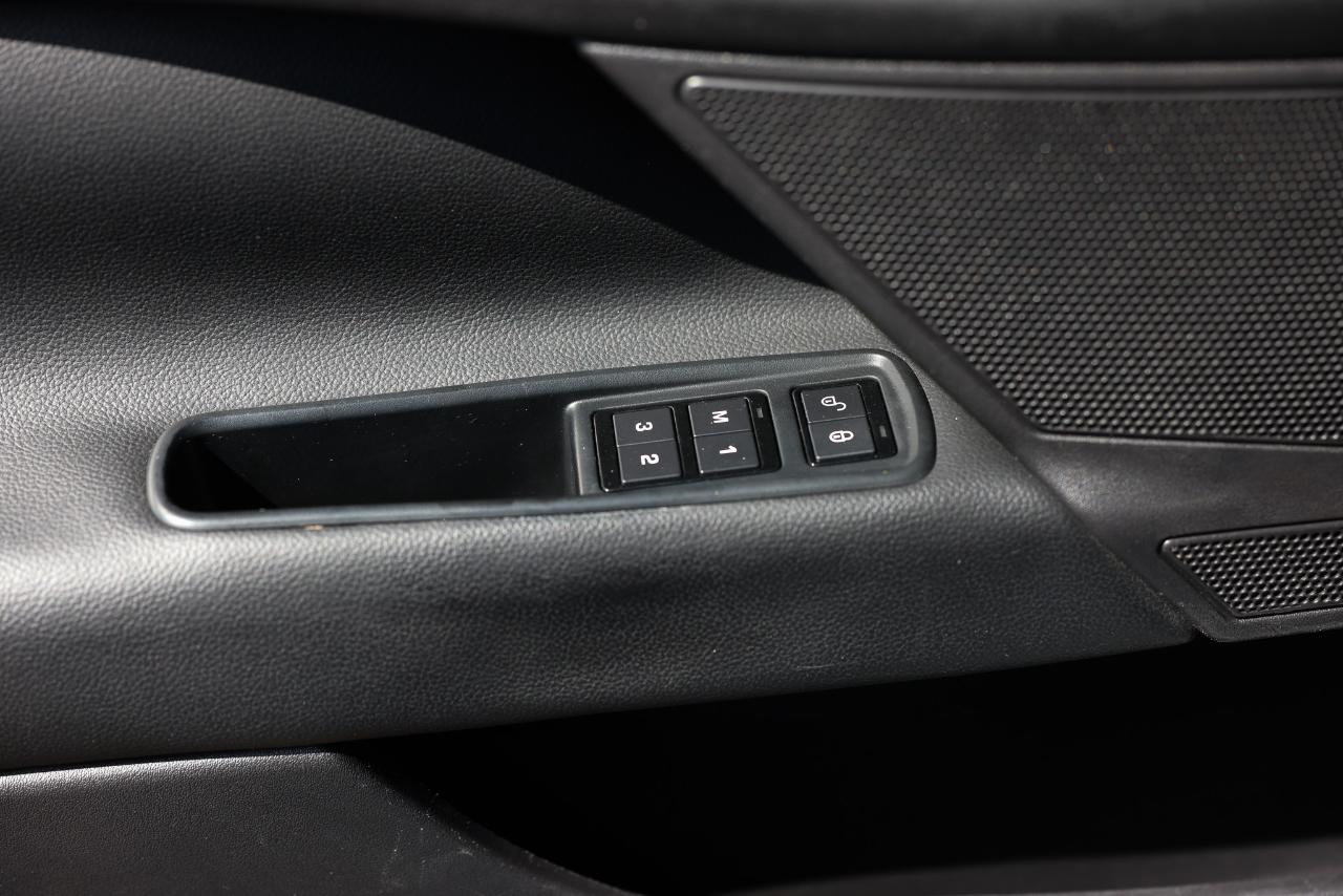 Jaguar XE  2017