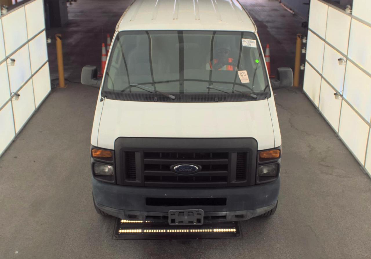 Ford Econoline Cargo Van  2011