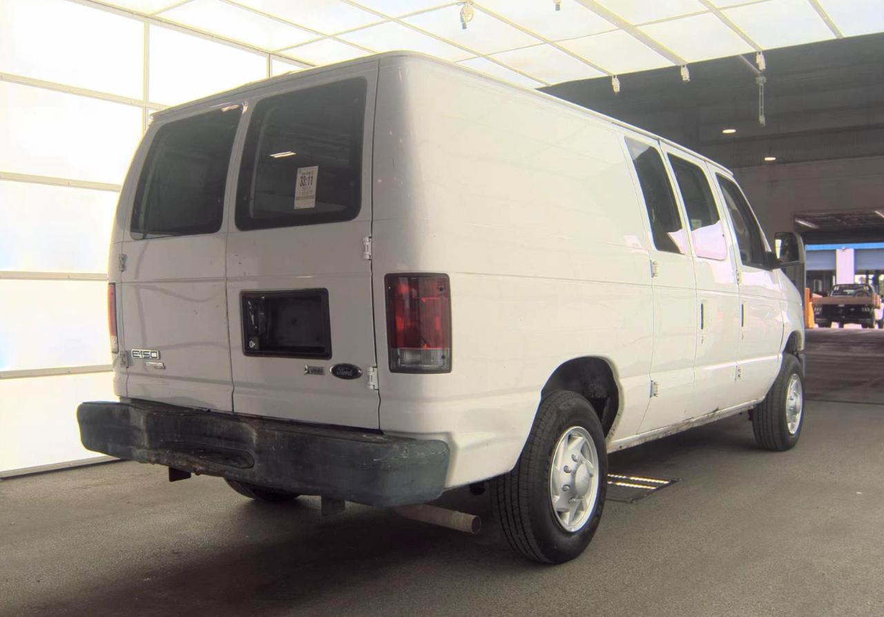 Ford Econoline Cargo Van  2011
