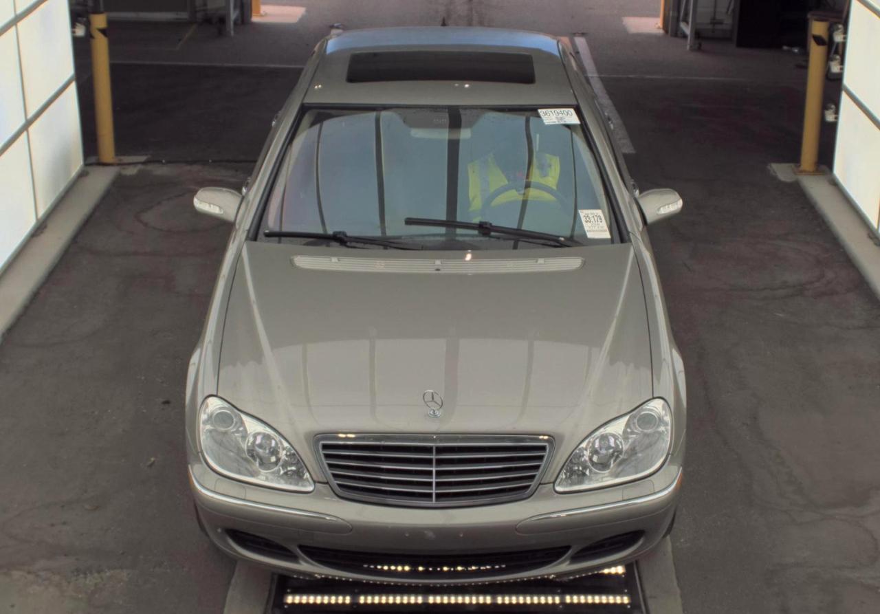 Mercedes-Benz S-Class  2006