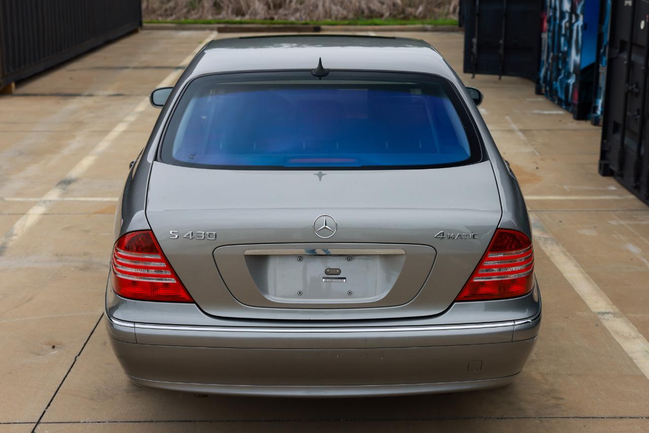 Mercedes-Benz S-Class  2006