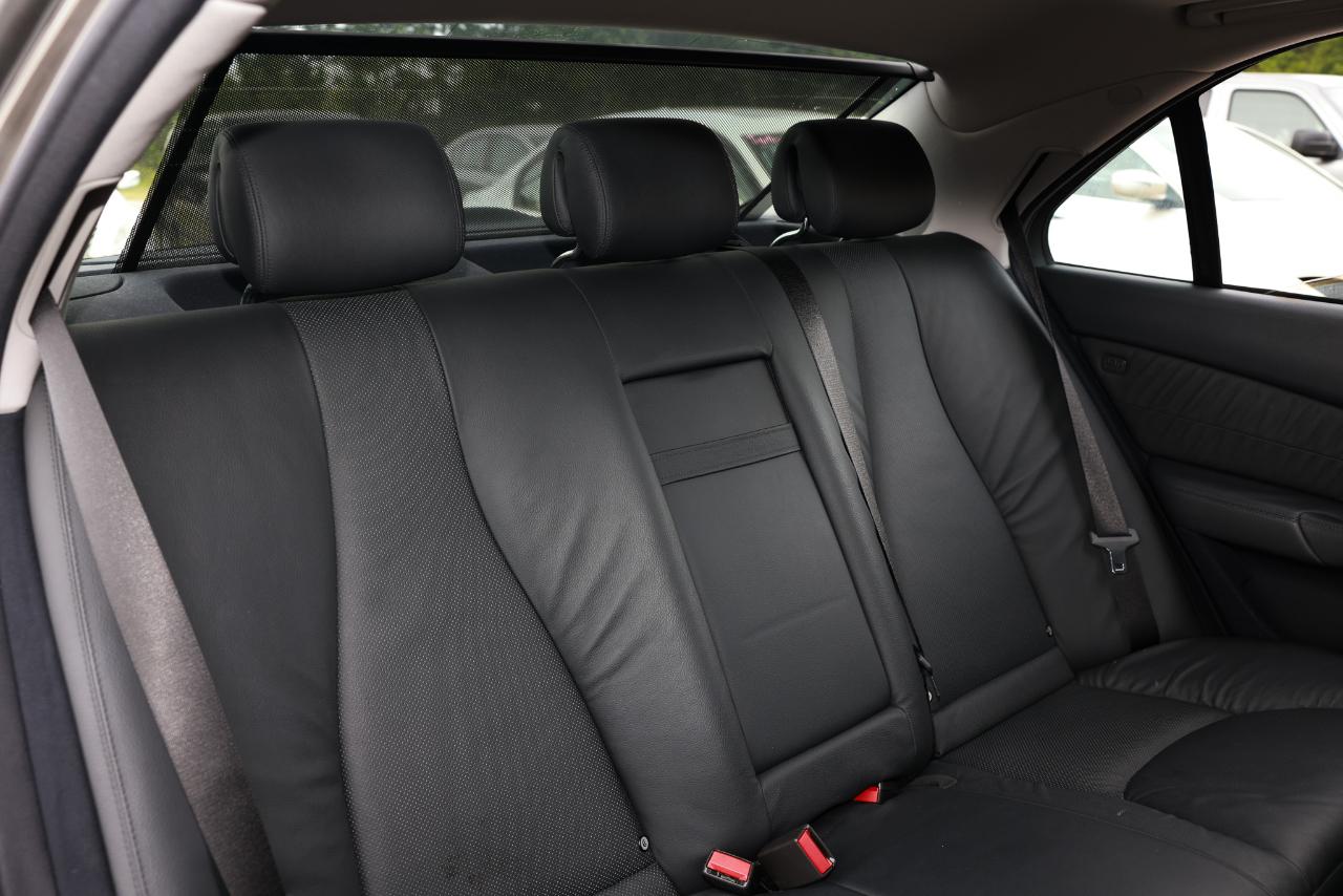 Mercedes-Benz S-Class  2006