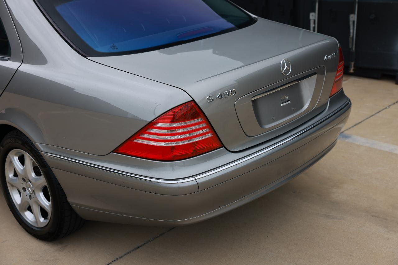 Mercedes-Benz S-Class  2006