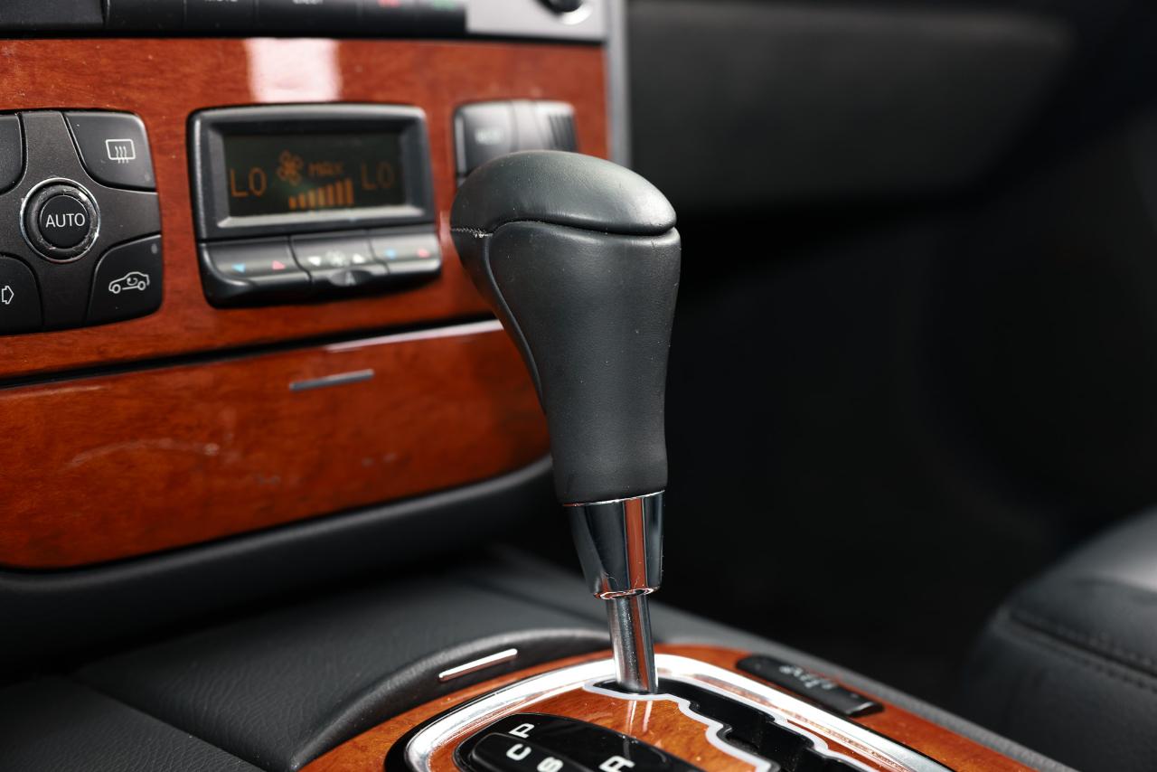 Mercedes-Benz S-Class  2006