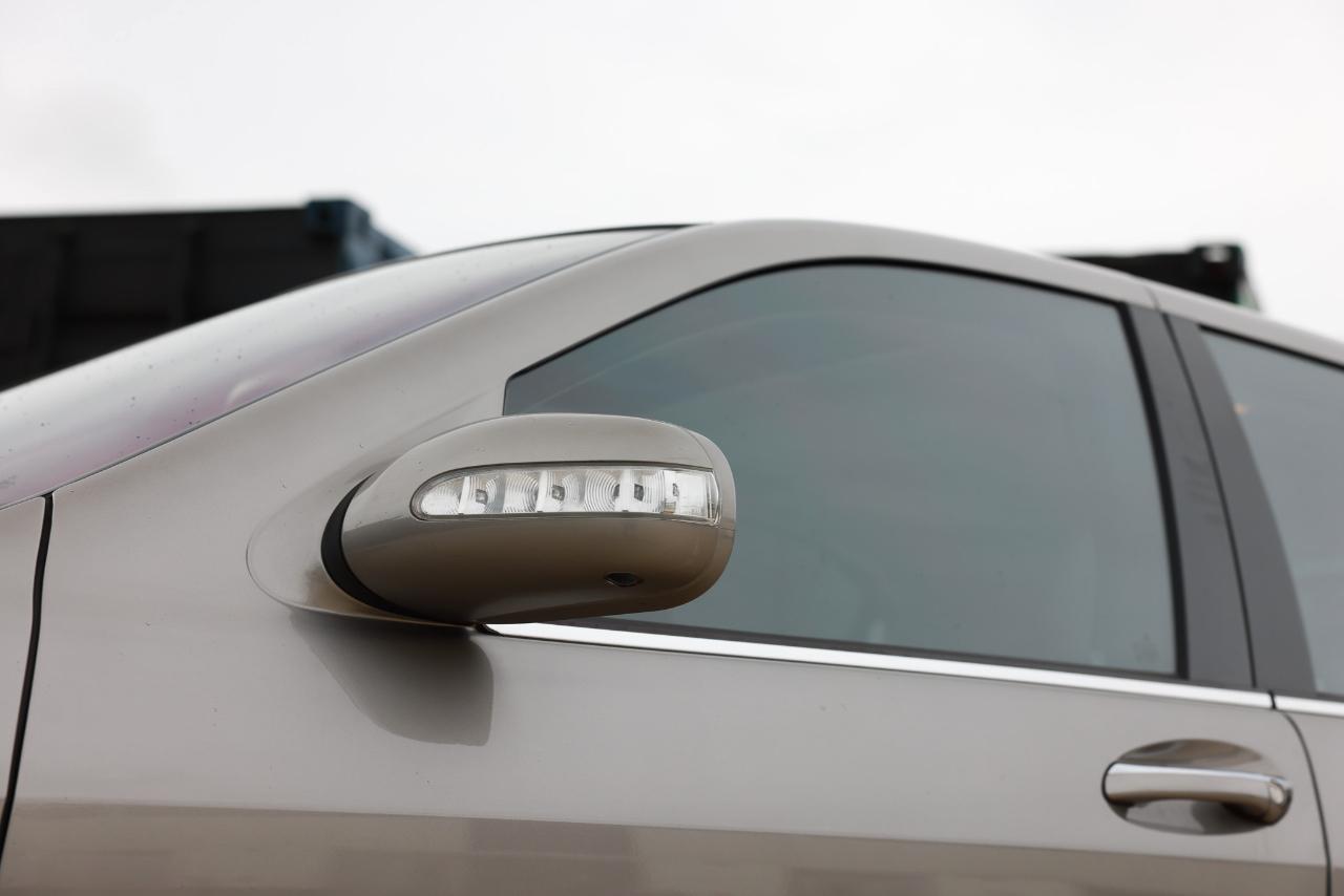 Mercedes-Benz S-Class  2006