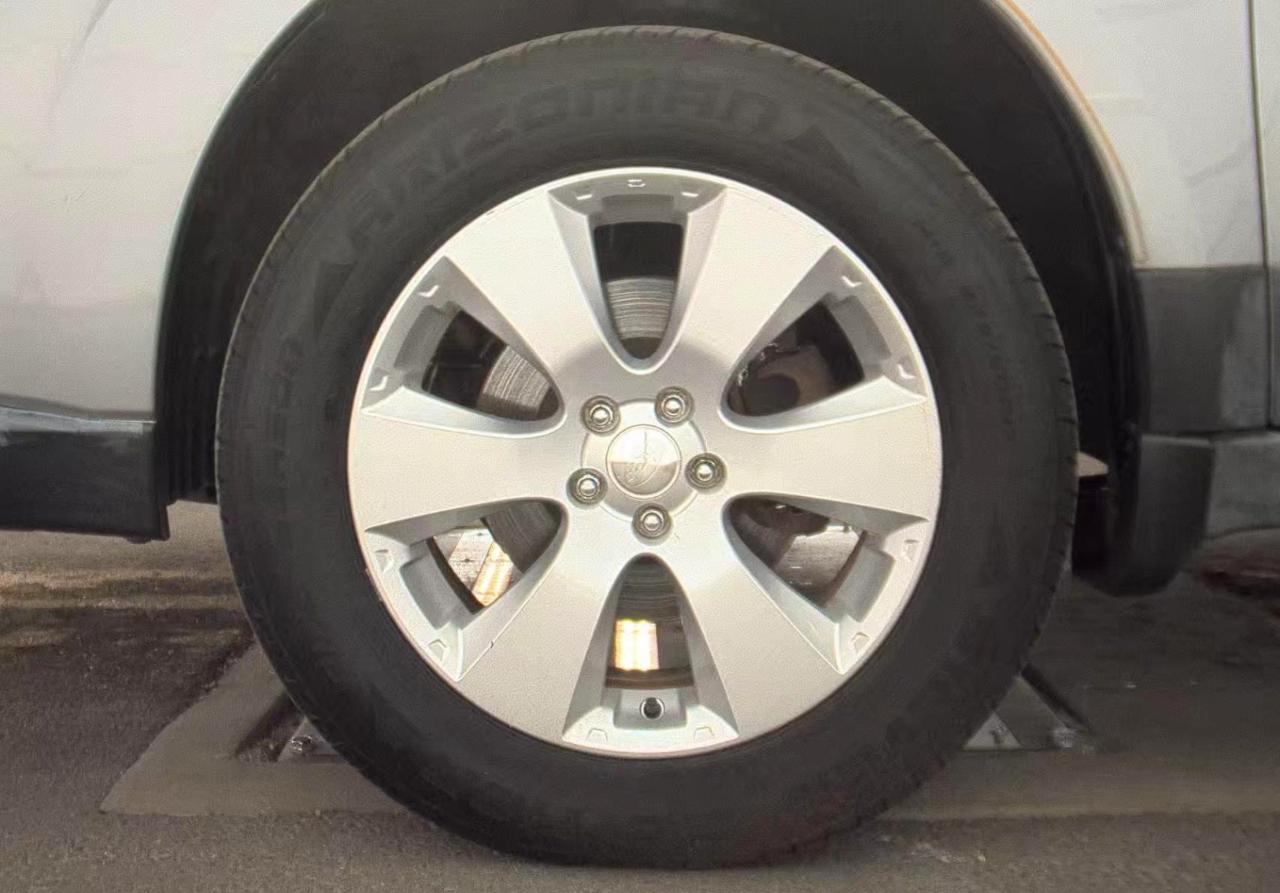 Subaru Outback  2011